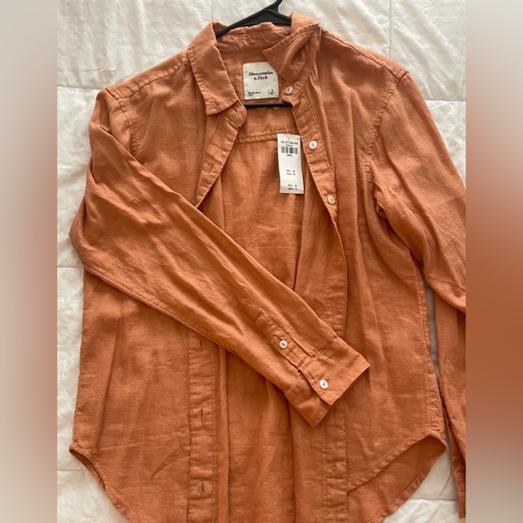 COPY - Abercrombie Linen button up - Picture 1 of 2